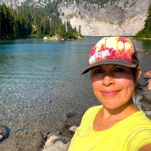 Meet your Posher, Jene